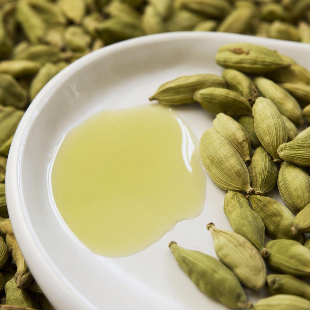 Cardamom CO₂